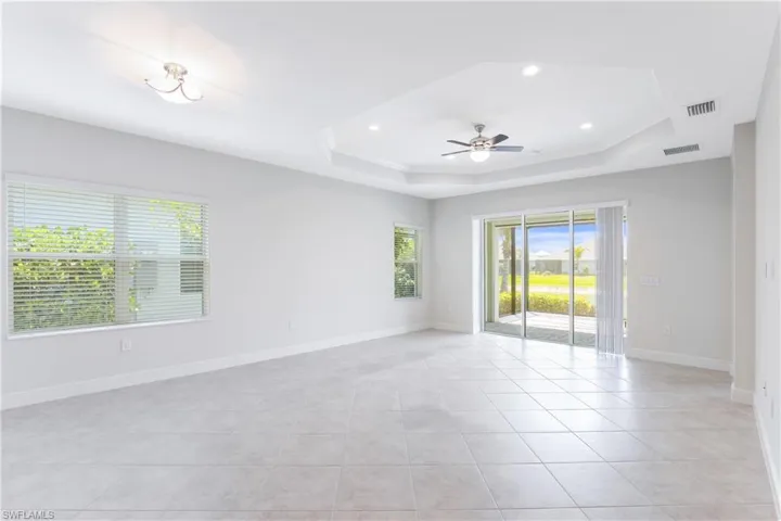 2302  Marquesa  CIR, Naples, FL 34112