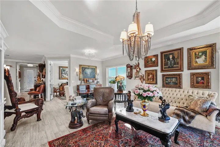 2302  Marquesa  CIR, Naples, FL 34112