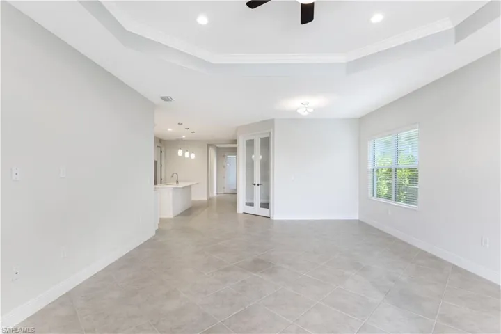 2302  Marquesa  CIR, Naples, FL 34112