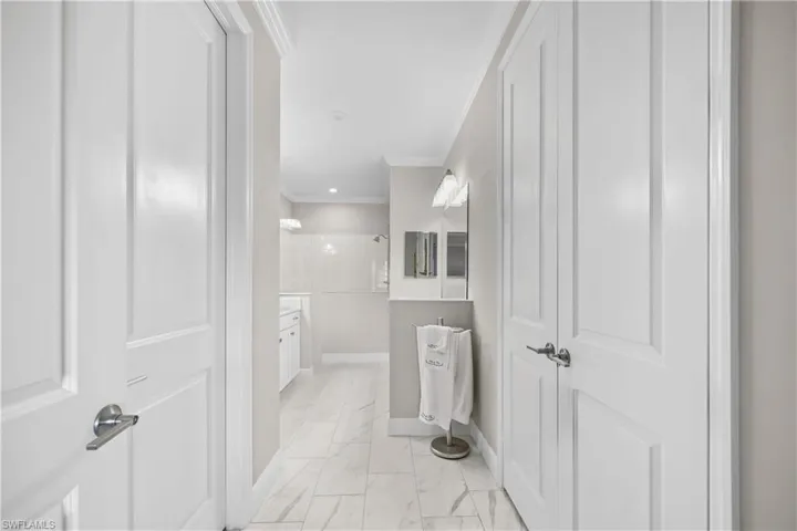 2302  Marquesa  CIR, Naples, FL 34112