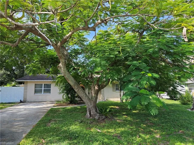 1199 Gramac Dr, North Fort Myers, Florida 33917