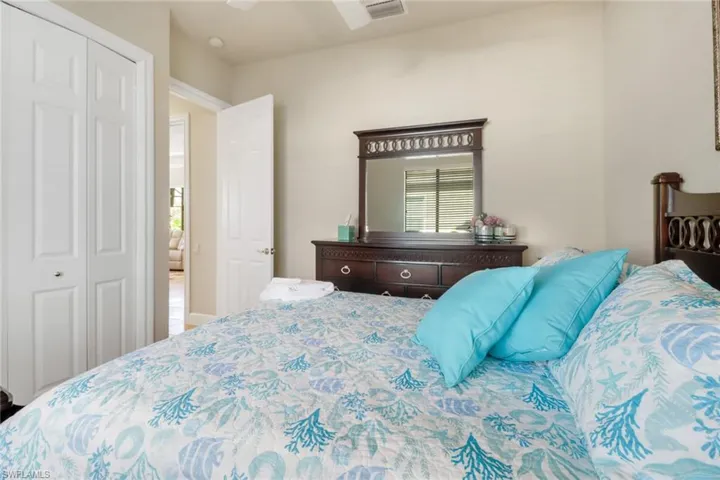 Guest bedroom