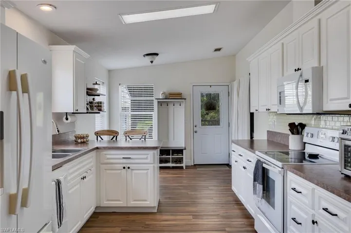 2040 S Montana Cir, Labelle, Florida 33935