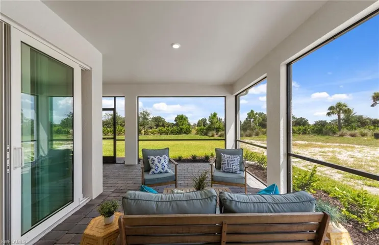 Come tour this beautiful Mystique home.