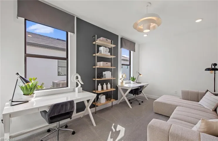 Interior photos are of a staged model home. Illustration purposes only. Options may vary.