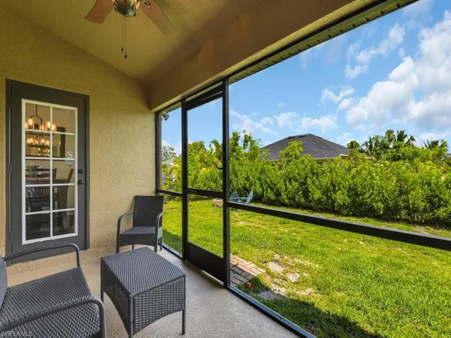 Rear Lanai