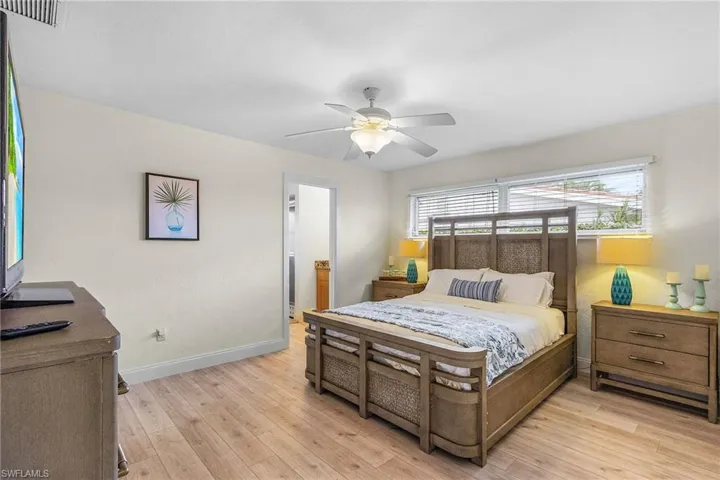3507 SE 18th PL, CAPE CORAL FL 33904