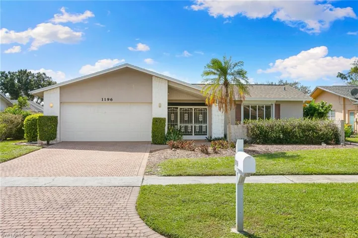 1196  Westlake  BLVD, Naples, FL 34103