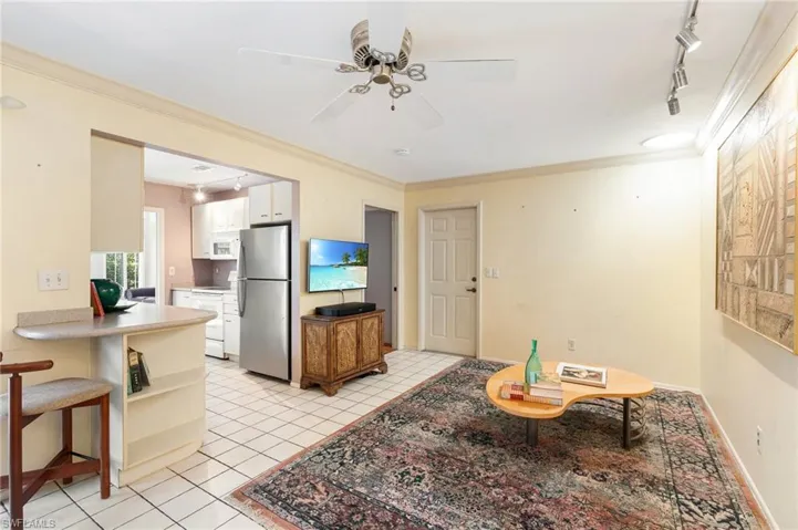 1196  Westlake  BLVD, Naples, FL 34103