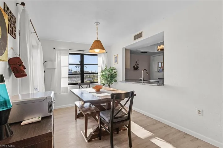 Dining area with pass-through to kitchen