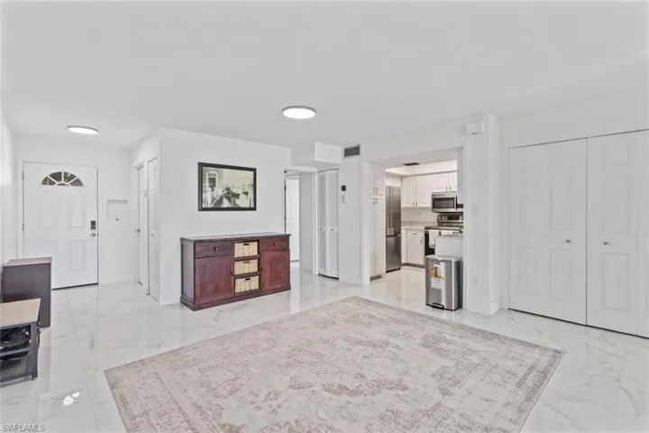 452  Bristle Cone  LN, Naples, FL 34113