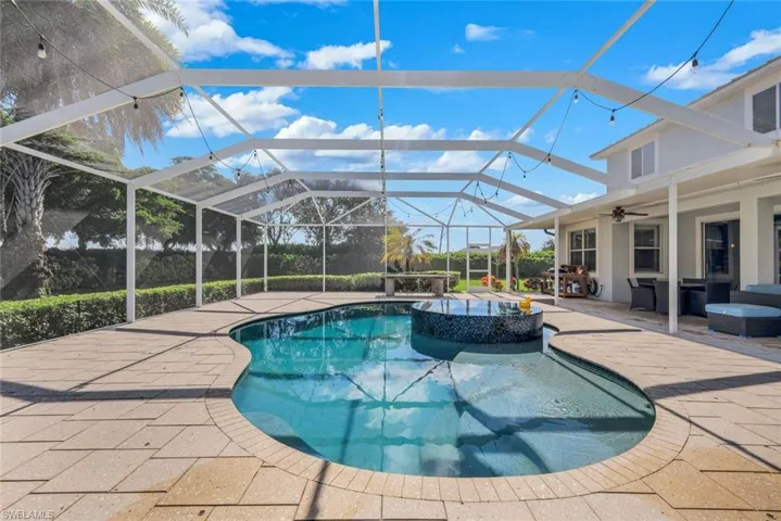 2545 Ashbury Cir, Cape Coral, Florida 33991