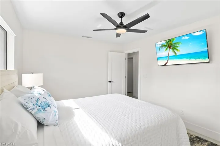5323 Sw 11th Ct, Cape Coral, Florida 33914
