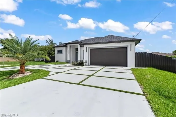 1809 Sw Trafalgar Pkwy, Cape Coral, Florida 33991