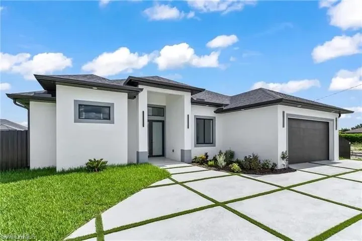 1809 Sw Trafalgar Pkwy, Cape Coral, Florida 33991