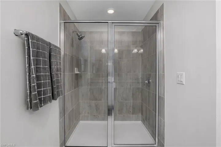 13883  Pine Lodge  LN, Fort Myers, FL 33913