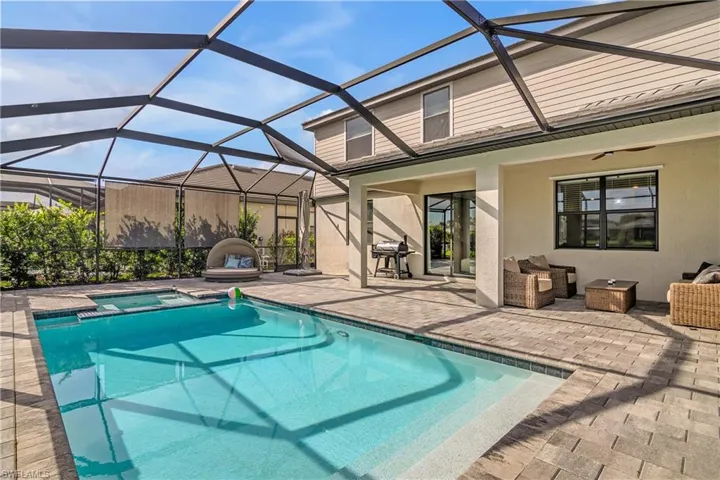 13883  Pine Lodge  LN, Fort Myers, FL 33913