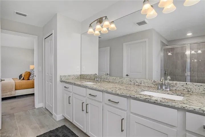 13883  Pine Lodge  LN, Fort Myers, FL 33913