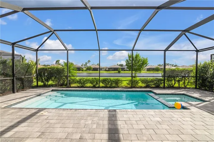13883  Pine Lodge  LN, Fort Myers, FL 33913