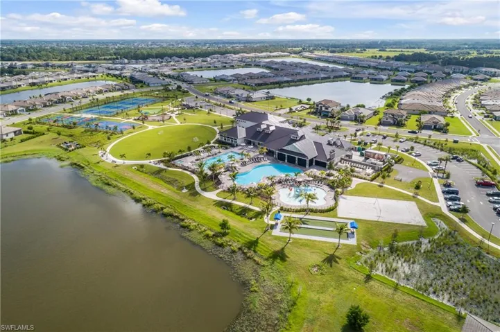 13883  Pine Lodge  LN, Fort Myers, FL 33913