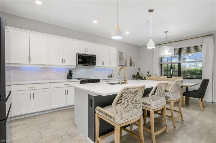 13883  Pine Lodge  LN, Fort Myers, FL 33913