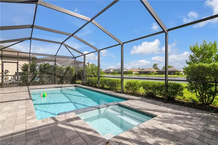 13883  Pine Lodge  LN, Fort Myers, FL 33913
