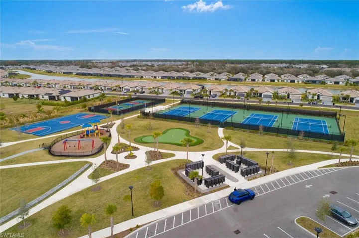 13883  Pine Lodge  LN, Fort Myers, FL 33913
