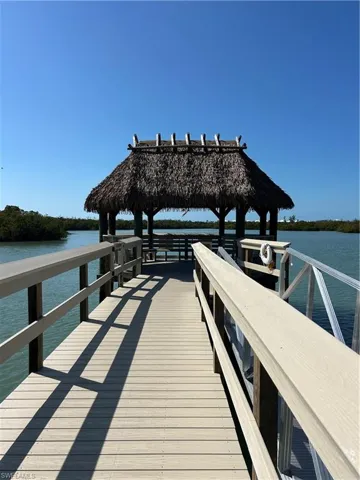 Beautiful gazebo, perfect for enjoying some time in paradise.