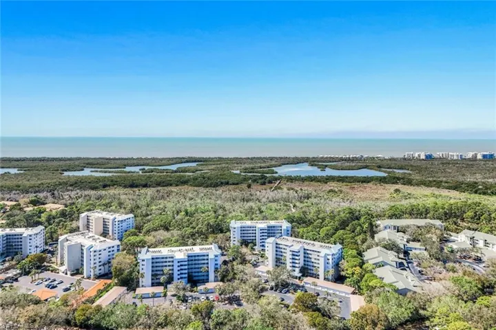 270  Naples Cove  DR, Naples, FL 34110