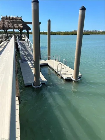Floating back dock and launch.