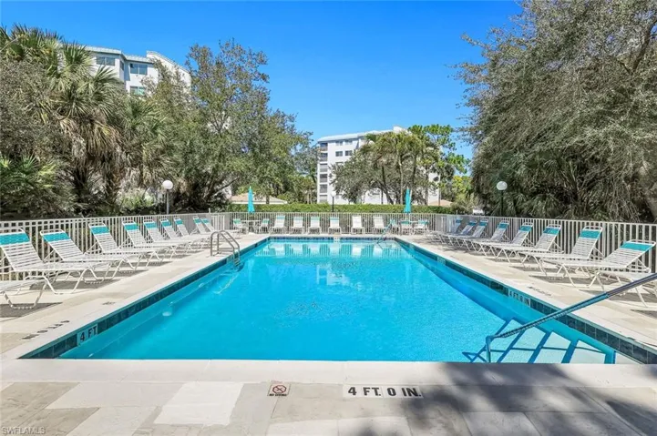 270  Naples Cove  DR, Naples, FL 34110