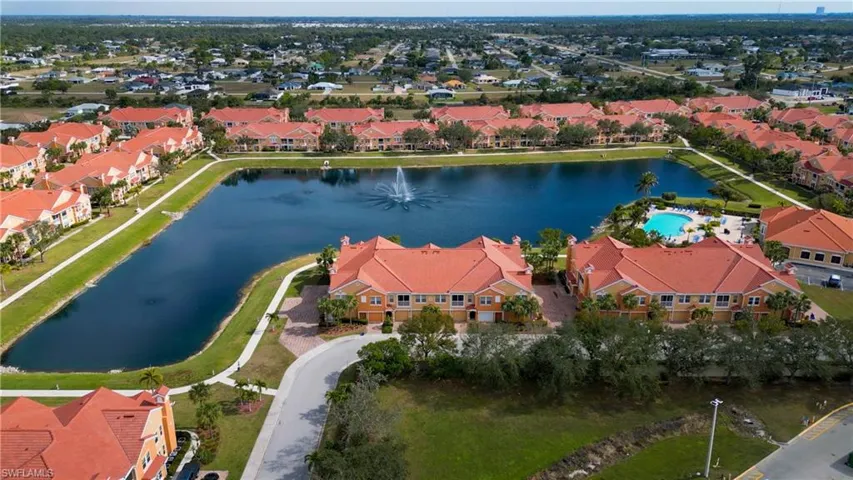 1763 Concordia Lake Cir 3303, Cape Coral, Florida 33909