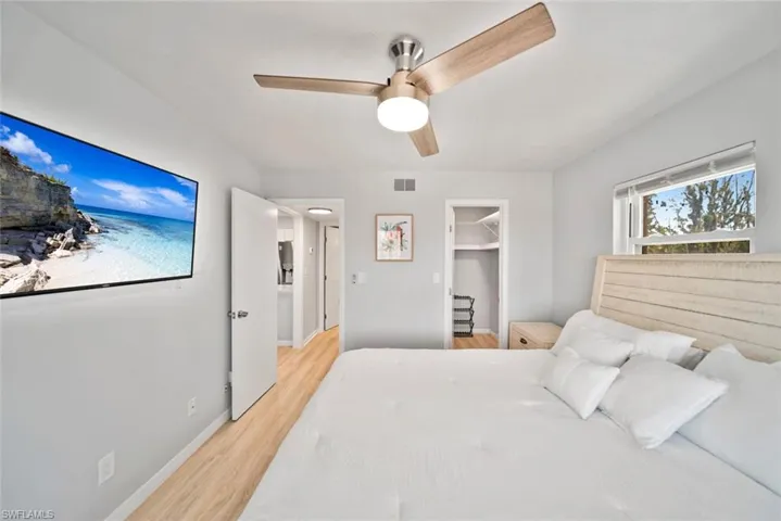 16881  Davis  RD, Fort Myers, FL 33908
