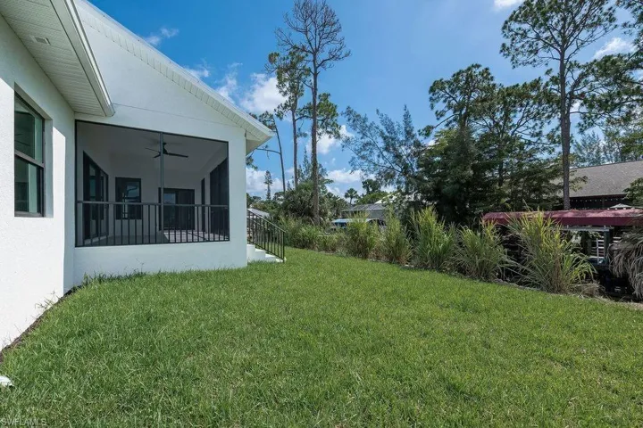 27071 Holly Ln, Bonita Springs, Florida 34135