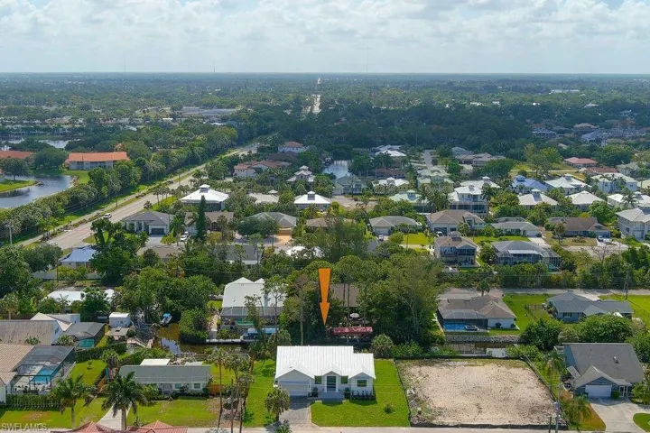 27071 Holly Ln, Bonita Springs, Florida 34135