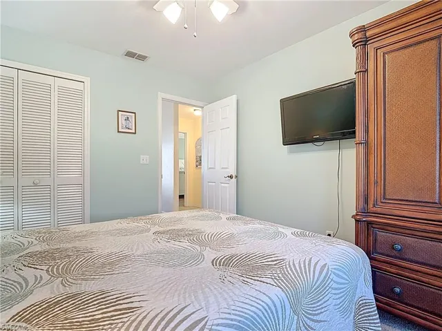 2001 Corona Del Sire Dr, North Fort Myers, Florida 33917