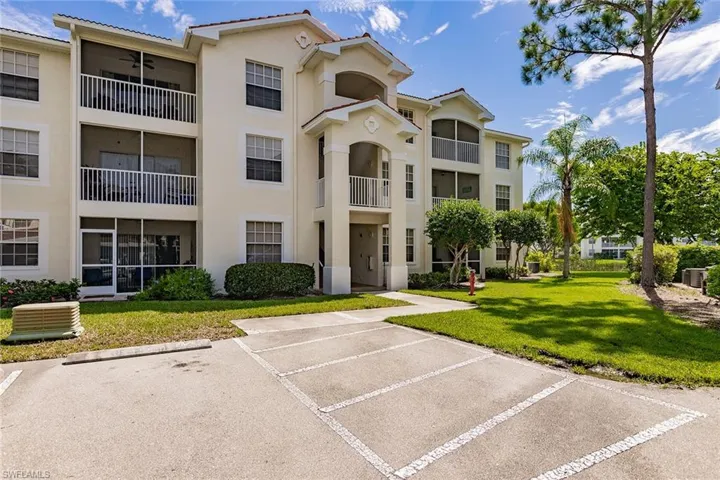 4620 Saint Croix Ln 934, Naples, Florida 34109