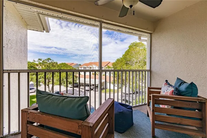 4620 Saint Croix Ln 934, Naples, Florida 34109