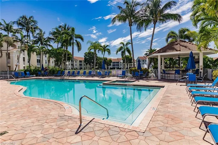4620 Saint Croix Ln 934, Naples, Florida 34109