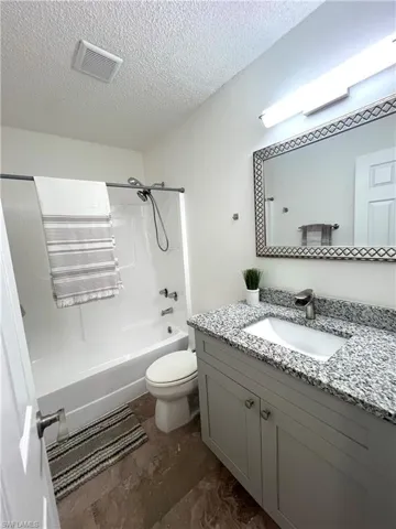Guest bathroom - 2nd floor