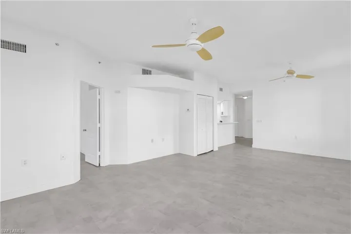 365 Stella Maris Dr N 2901, Naples, Florida 34114