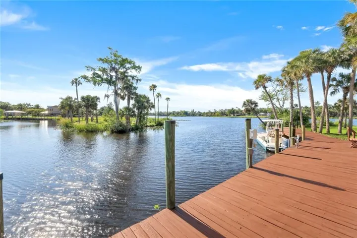 Hickey Creek Dock