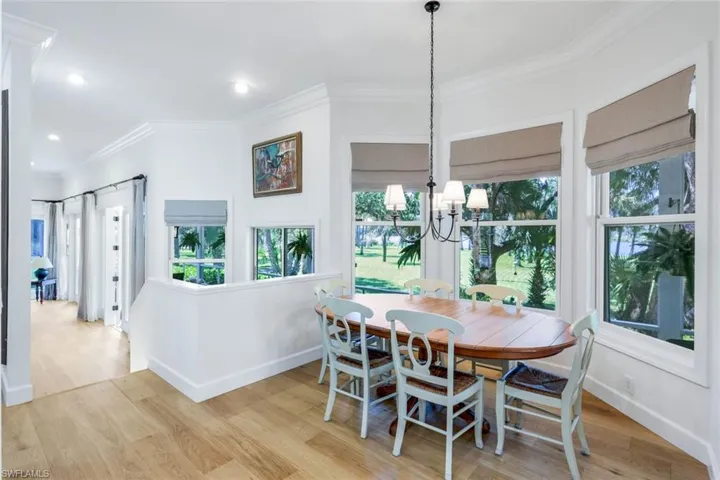 Breakfast Room
