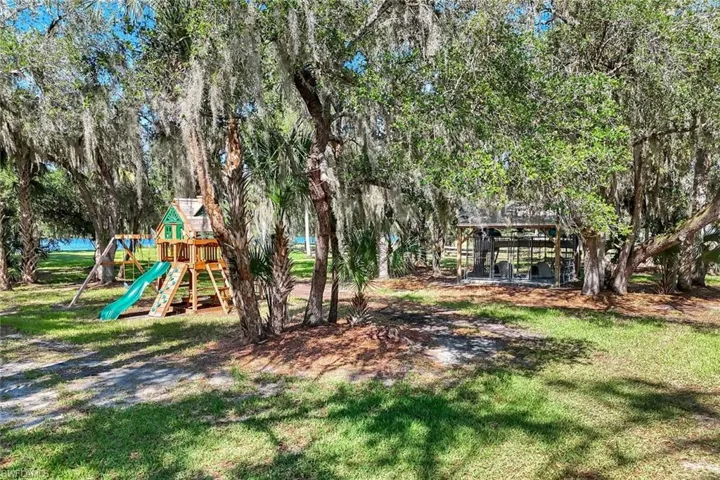 PLAY GROUND