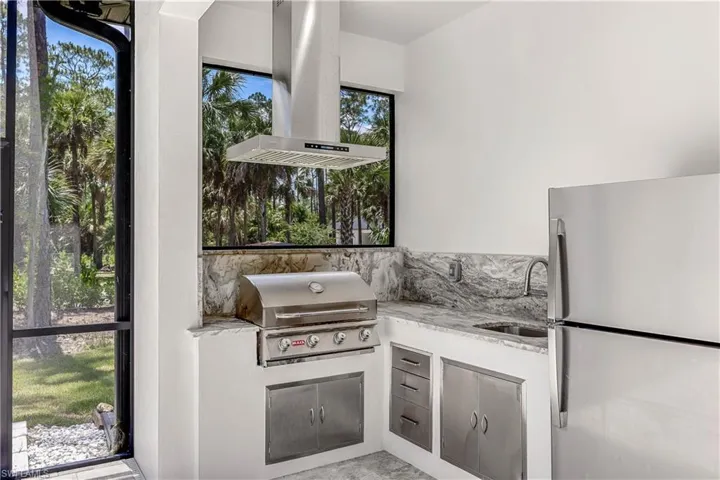 4348 6th Ave Se, Naples, Florida 34117