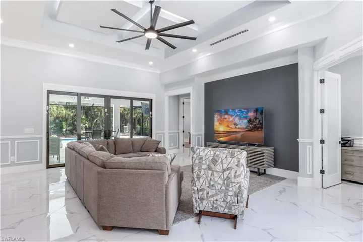 4348 6th Ave Se, Naples, Florida 34117