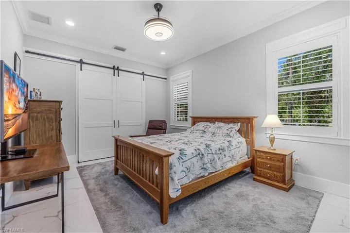 4348 6th Ave Se, Naples, Florida 34117