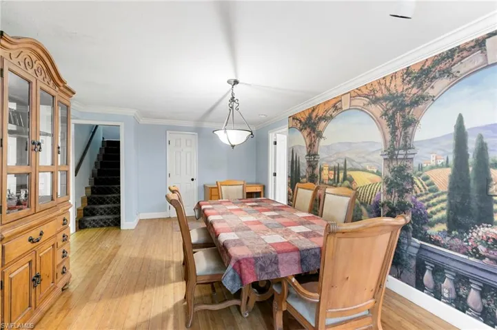 431  12th NW AVE, Naples, FL 34120