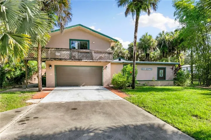 431  12th NW AVE, Naples, FL 34120