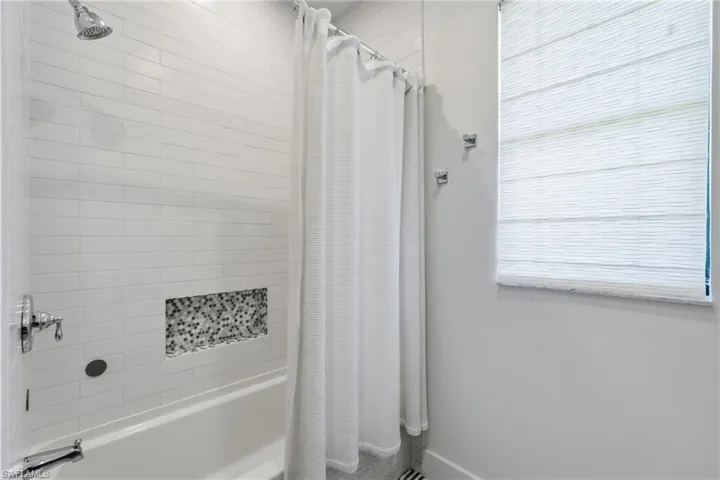 28360 Del Lago Way, Bonita Springs, Florida 34135